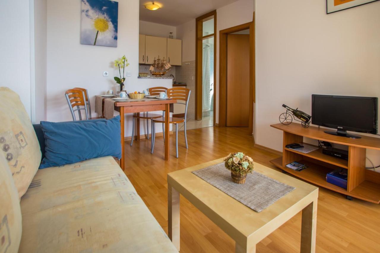 Apartman Vlado Apartment Vrsar Exterior photo
