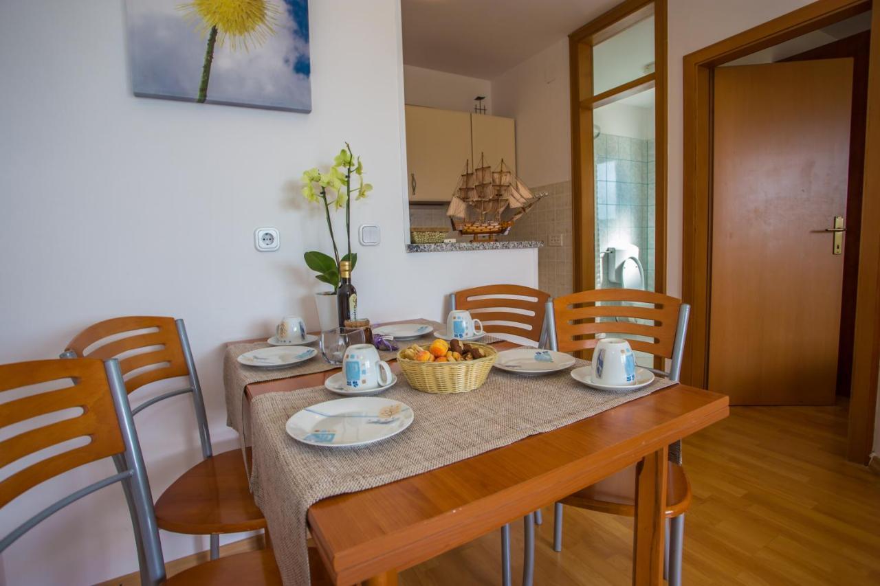 Apartman Vlado Apartment Vrsar Exterior photo